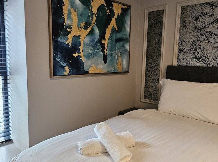 膳宿费 The Abbeygate Townhouse