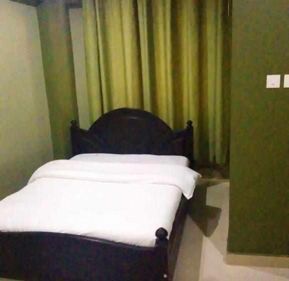 Suzie Hotel Kampala Uganda