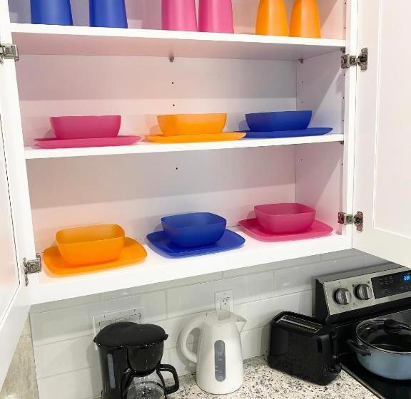 Общежитие All Women Dorms Private Bathroom   All Men Dorms   No Mix Dorms   Free Sunday Bbq   Wifi Long Term S