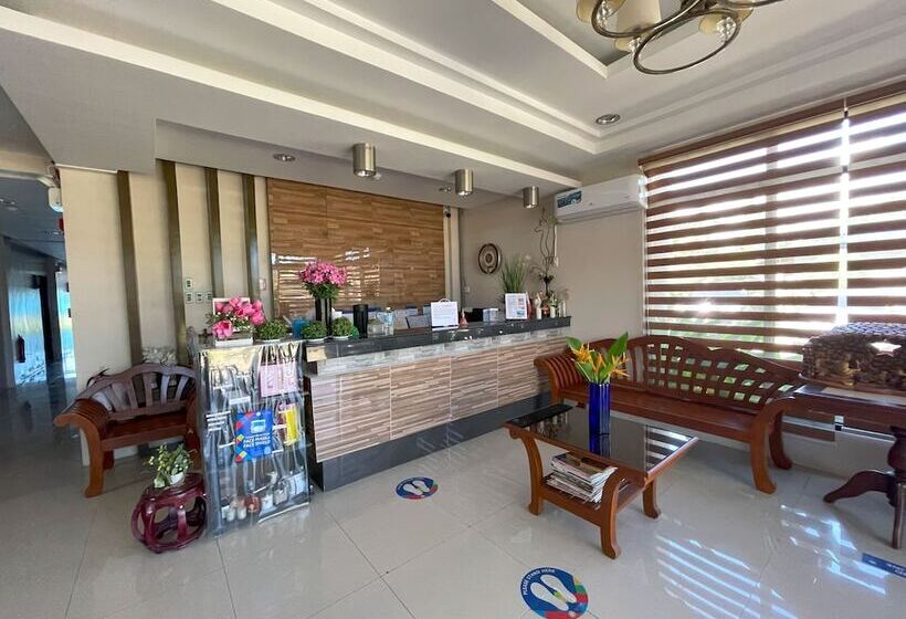 Argao Seabreeze Hotel Powered By Cocotel