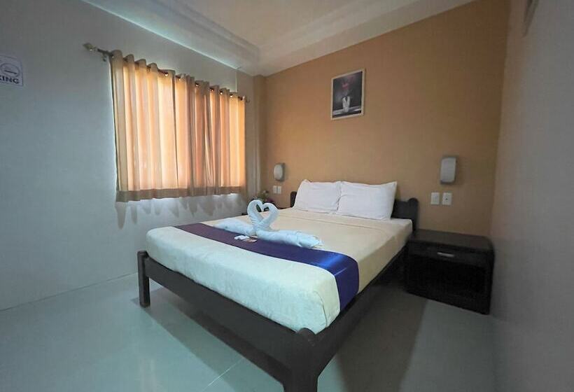 Argao Seabreeze Hotel Powered By Cocotel