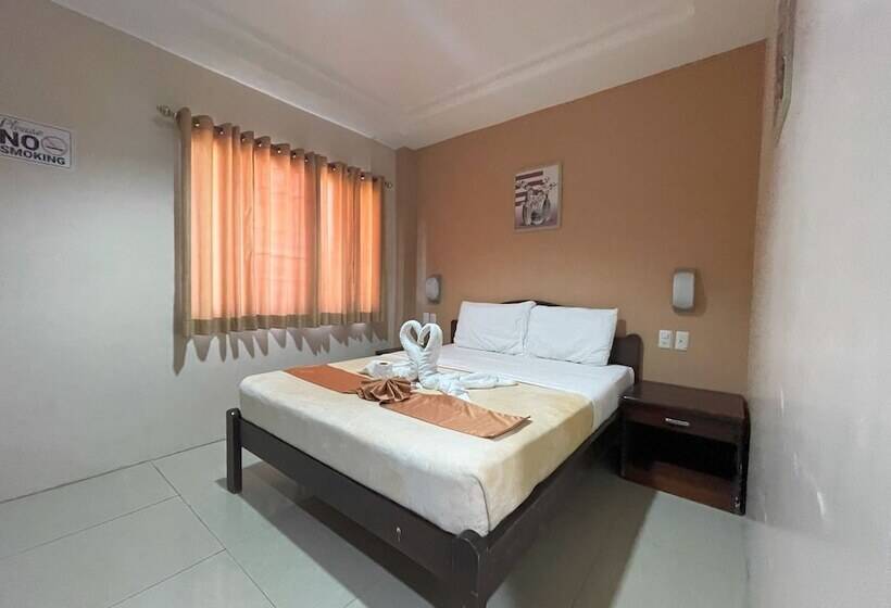 Argao Seabreeze Hotel Powered By Cocotel