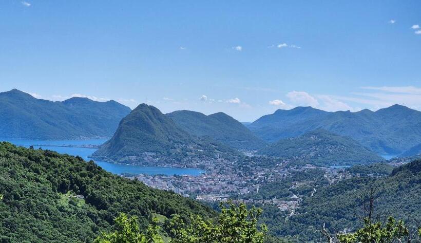 בית מלון כפרי Casa Sisu