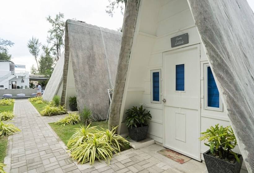 호텔 Costas De Liwa Bar & Beach Resort