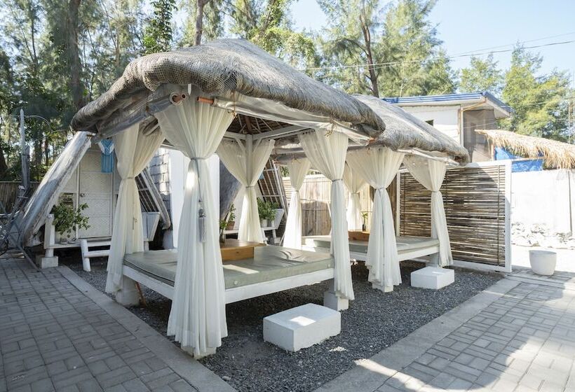 호텔 Costas De Liwa Bar & Beach Resort