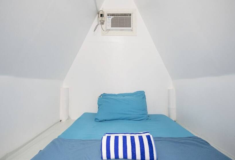 호텔 Costas De Liwa Bar & Beach Resort