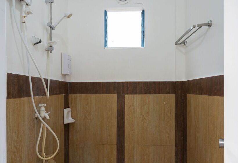 호텔 Costas De Liwa Bar & Beach Resort