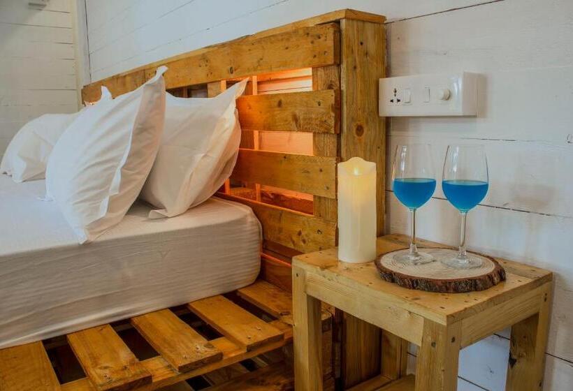 فندق The Pearl Beach Resort