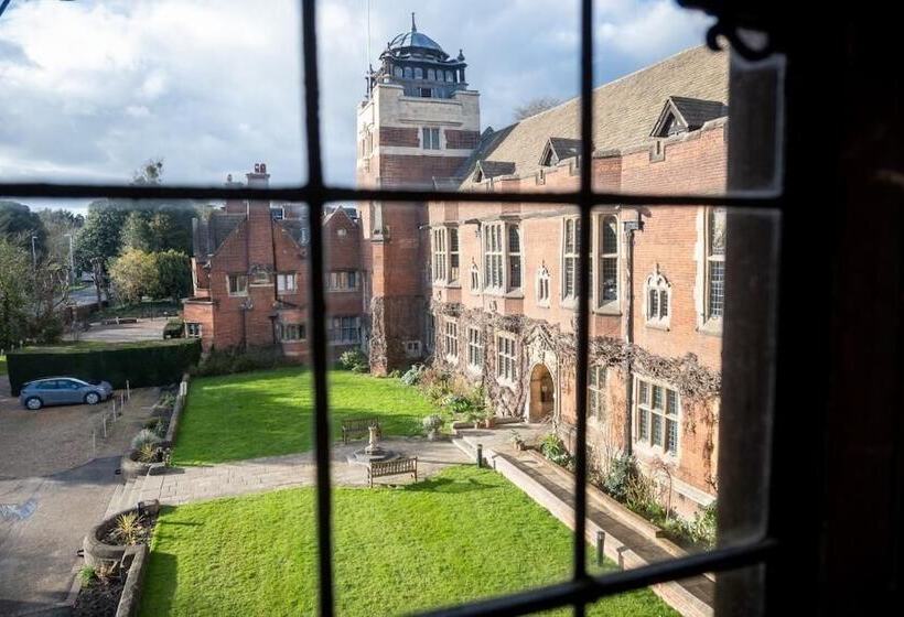 בית מלון כפרי Westminster College