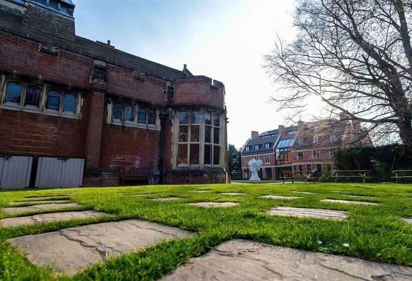 בית מלון כפרי Westminster College