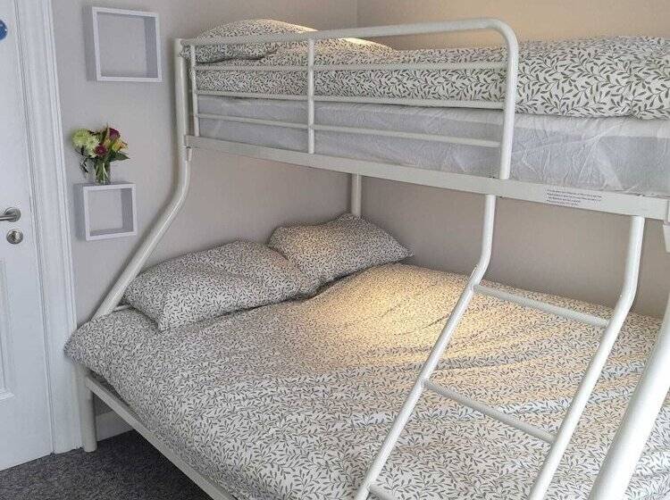 膳宿费 The Monkey Puzzle