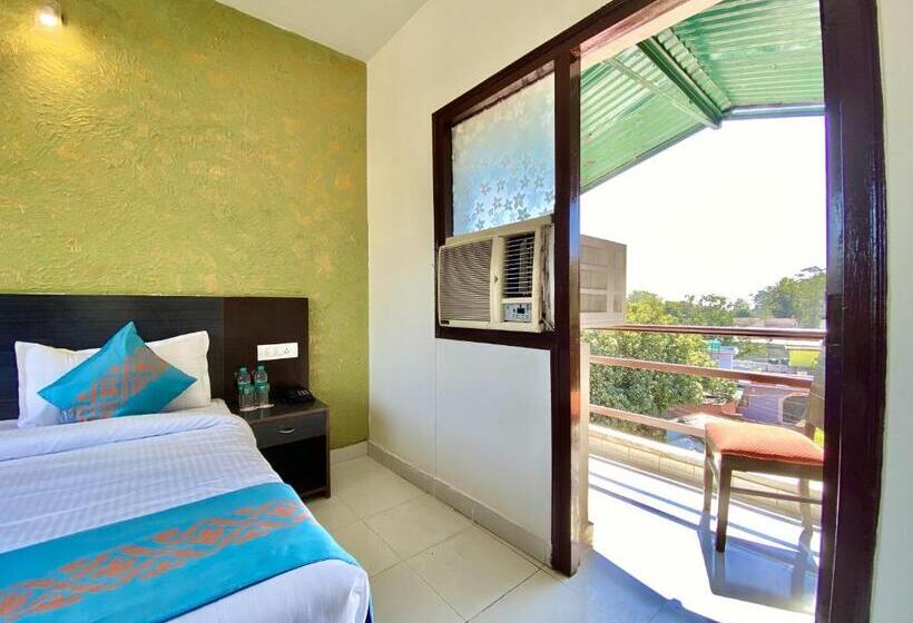 Shelton Blu Resort Jim Corbett