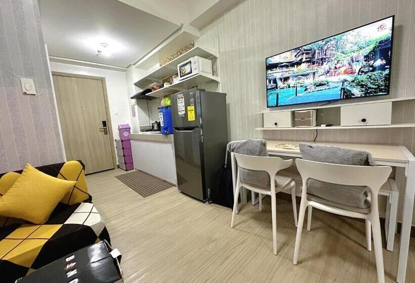 Staycation At Smdc Trees Residences Near Sm Fairview Quezon City By Amaze365