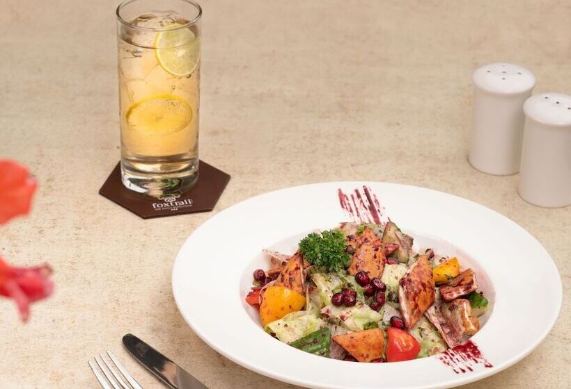 Foxtrail, Sector 42   Am Hotel Kollection