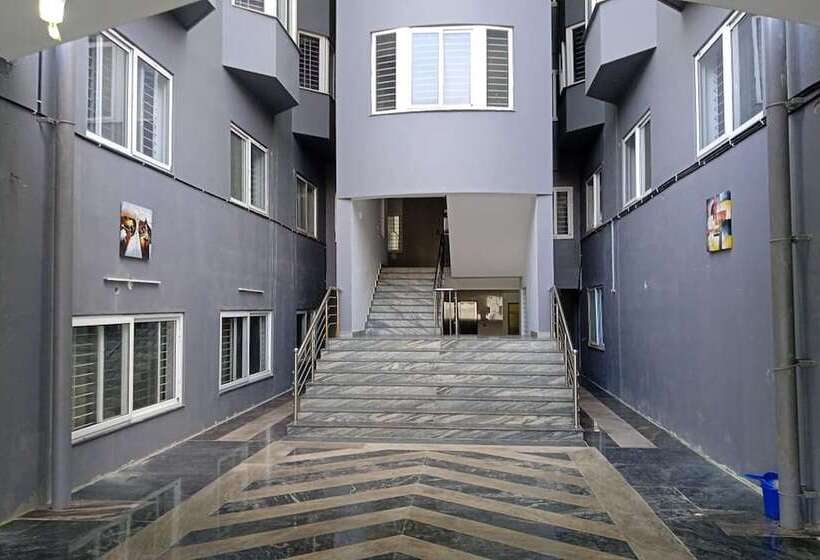 فندق Aaditya Greens Near Nelaguli Panchyat Office