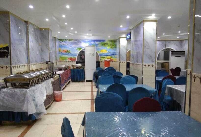 ホテル Burj Al Diyafa Mubarak