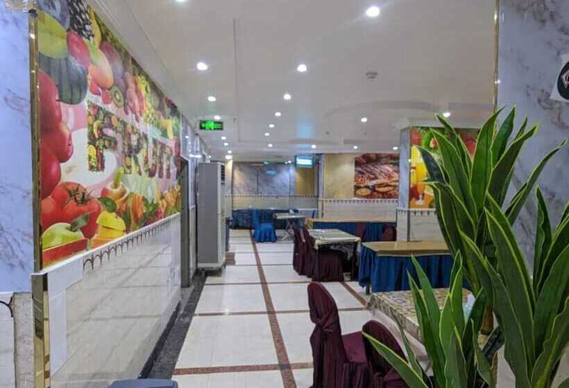 ホテル Burj Al Diyafa Mubarak