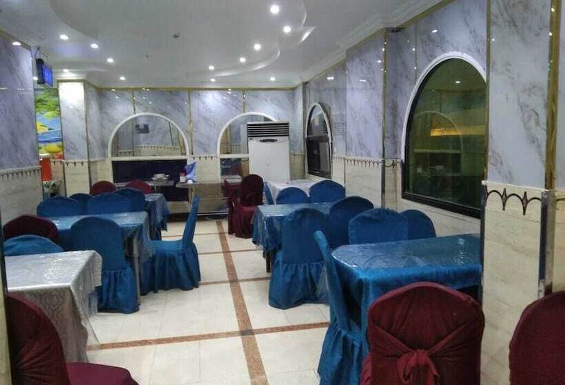 ホテル Burj Al Diyafa Mubarak