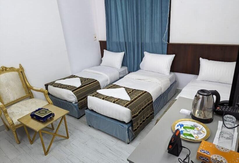 ホテル Burj Al Diyafa Mubarak