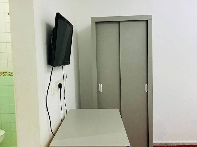 ホテル Burj Al Diyafa Mubarak