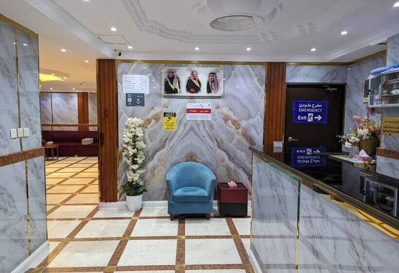 ホテル Burj Al Diyafa Mubarak