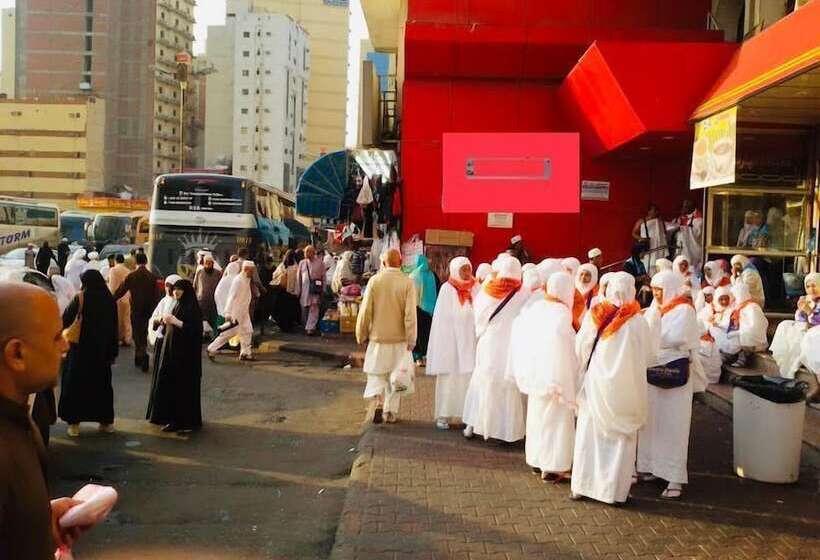 ホテル Burj Al Diyafa Mubarak