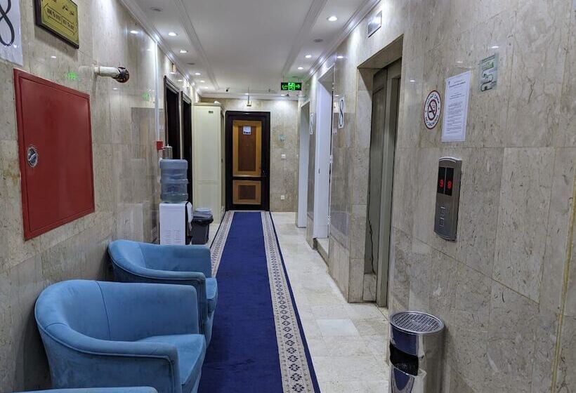 ホテル Burj Al Diyafa Mubarak