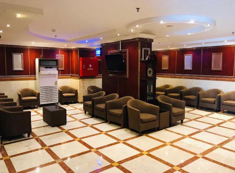 ホテル Burj Al Diyafa Mubarak