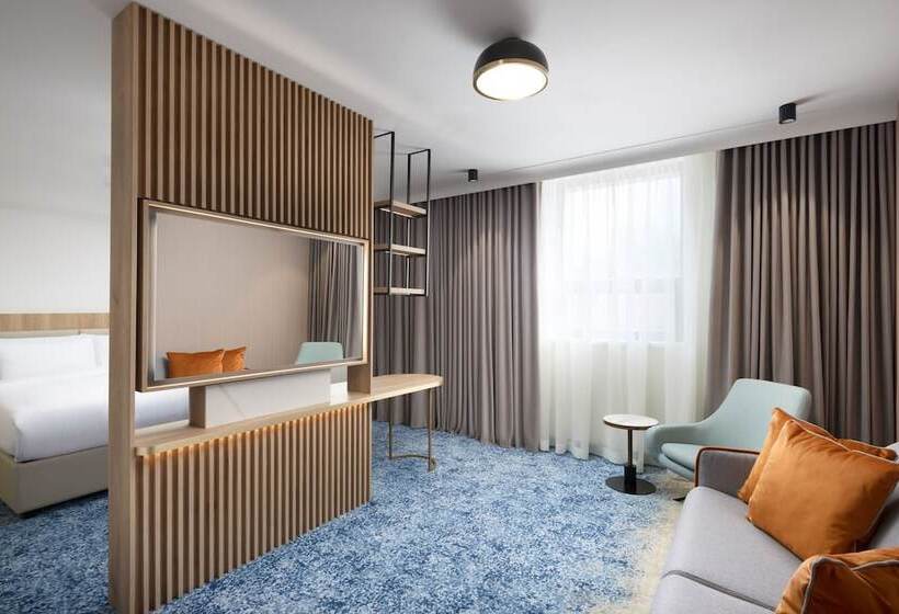 Отель Courtyard By Marriott Cluj Napoca Downtown