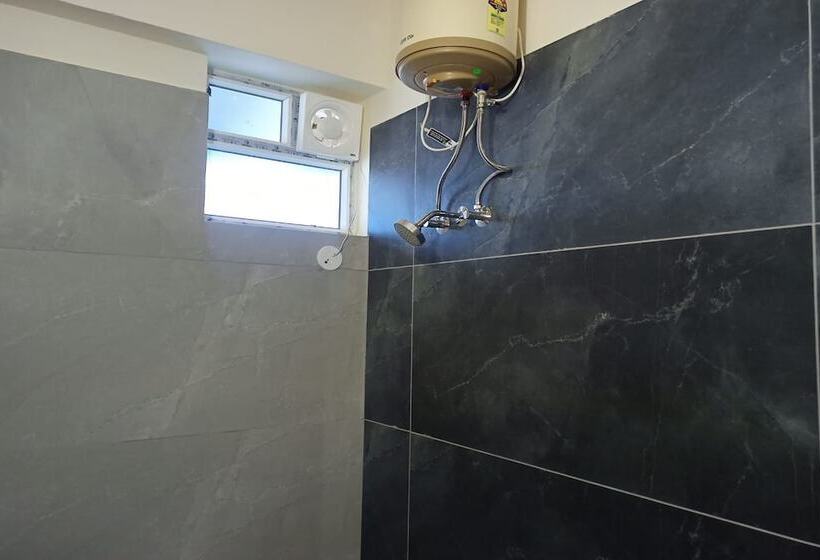 Отель Dundi Mango Mist Resort