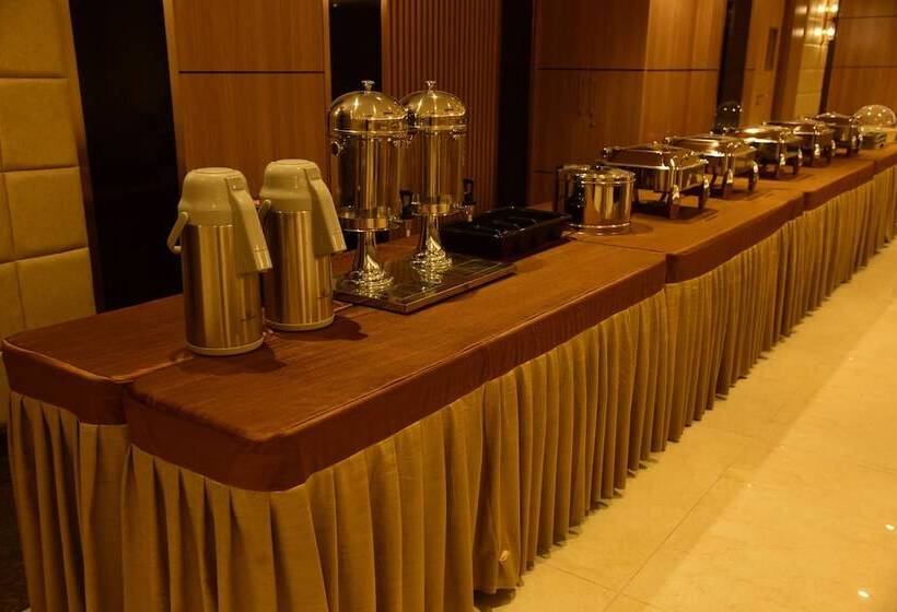 בית מלון כפרי Grand Serene, Mysore