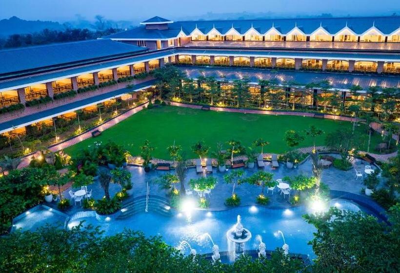 ホテル Mayfair Oasis Resort & Convention