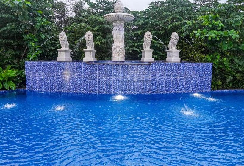 ホテル Mayfair Oasis Resort & Convention