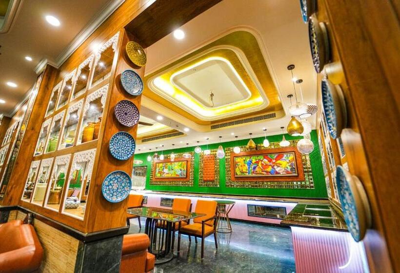 ホテル Mayfair Oasis Resort & Convention