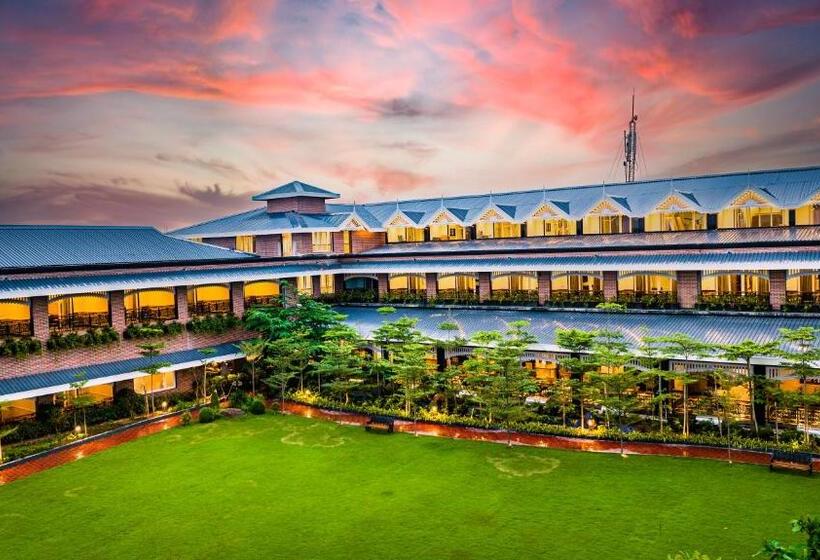 فندق Mayfair Oasis Resort & Convention