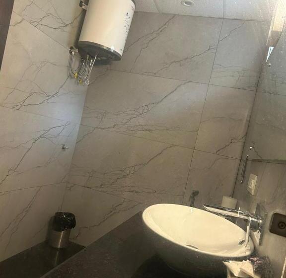 酒店 Ooty Mountain And River View, Ooty