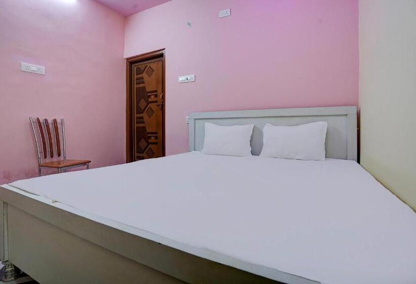 ホテル Oyo 82441 Grand Palace