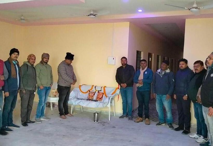 ホテル Oyo 82441 Grand Palace