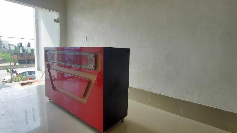 호텔 Oyo Mughal Darbar