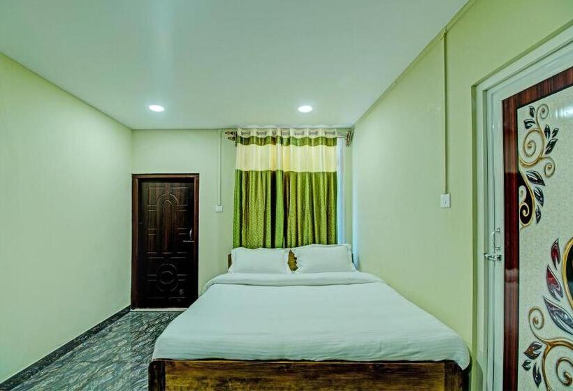 בית מלון כפרי Oyo Vati Guesthouse