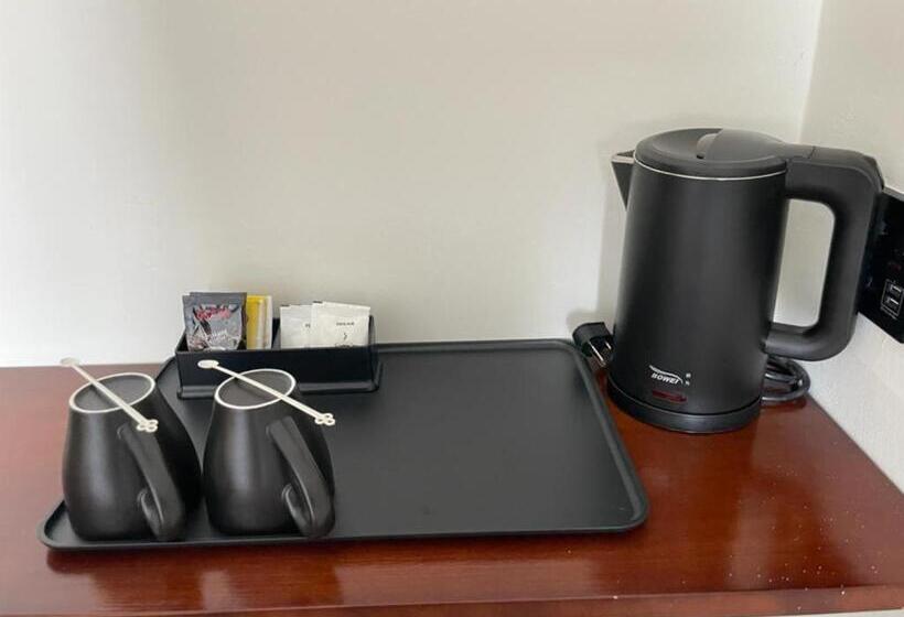 בית מלון כפרי Soho Tabuan Kuching