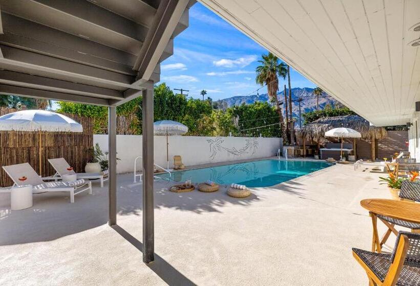 호텔 The Maya Suite