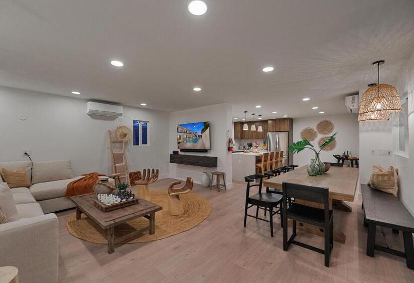 호텔 The Maya Suite