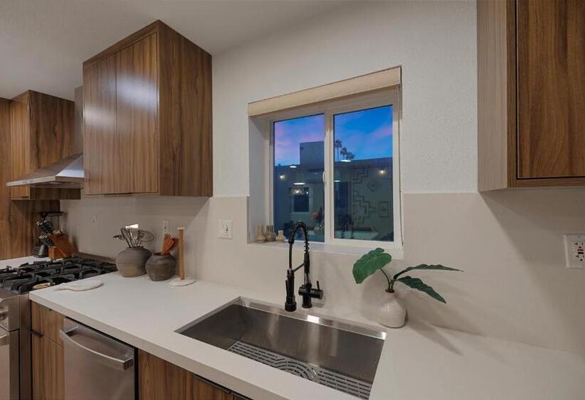 호텔 The Maya Suite