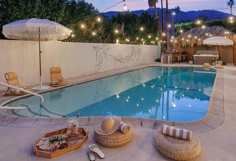 호텔 The Maya Suite