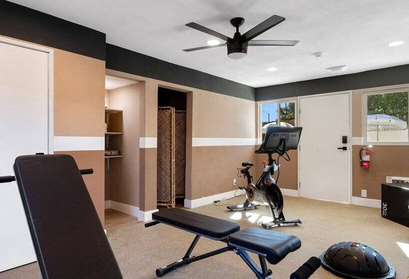 호텔 The Maya Suite