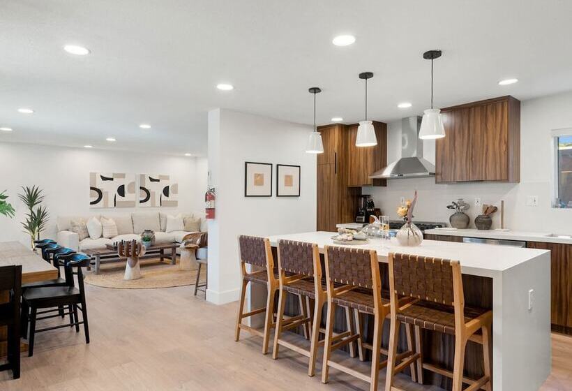 酒店 The Maya Suite