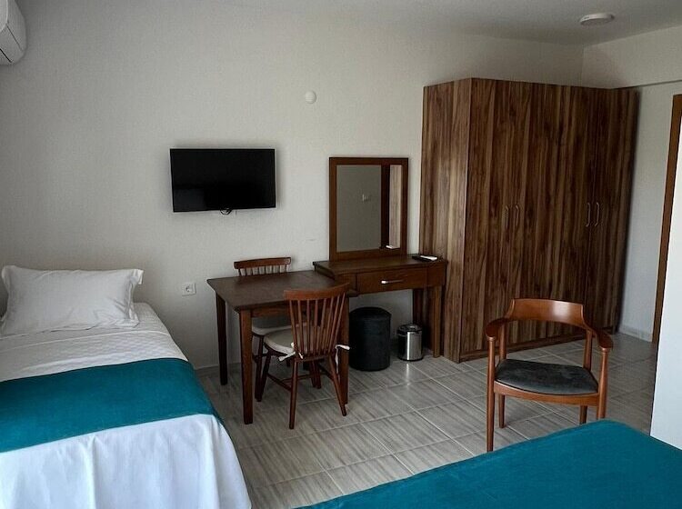 هتل Troya Park House