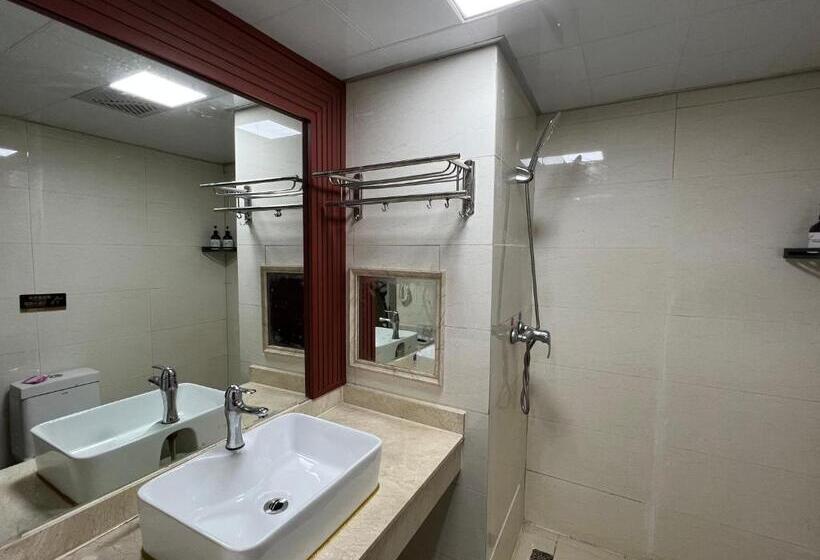 Hotel Zhangjiajie Happy Inn