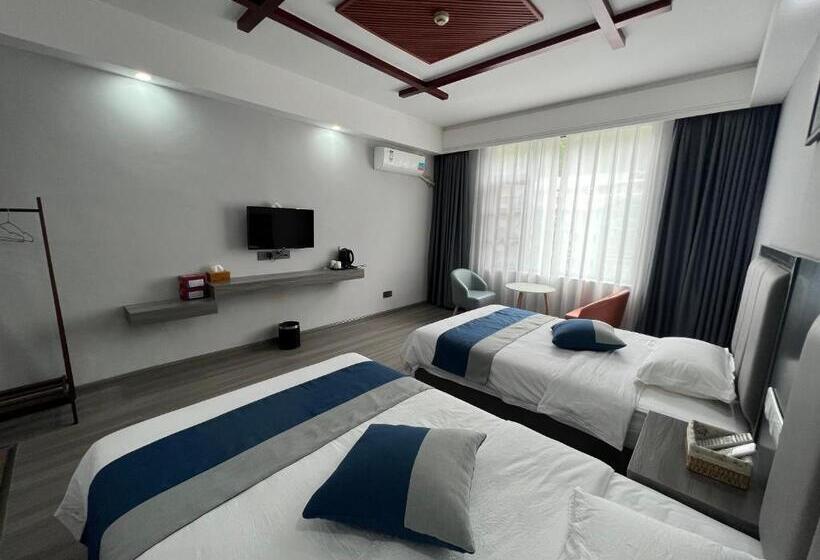 Hotel Zhangjiajie Happy Inn